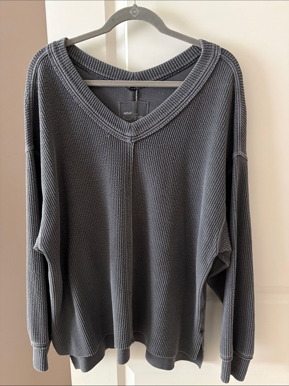 aerie Charcoal Gray V-Neck Waffle Knit Sweater